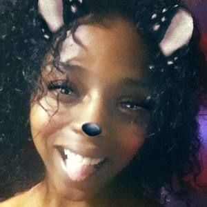 Meet your Posher, Sha-rae